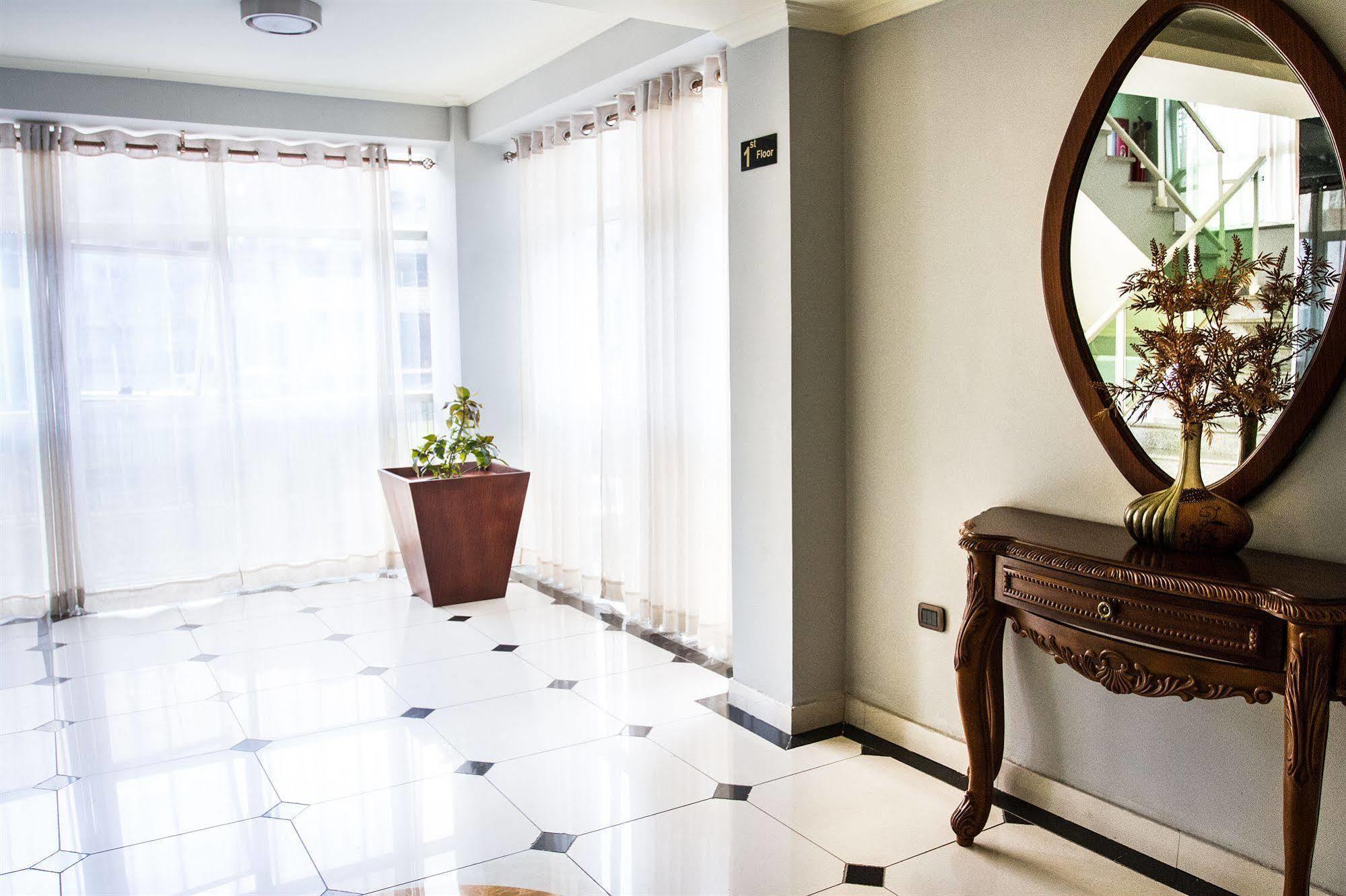 Solo Te Hotel Addis Ababa Bagian luar foto